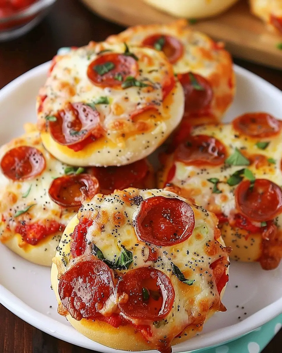 Easy Mini Pizza Bagels: Delicious Recipes for Homemade Joy